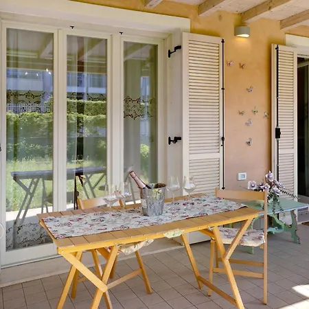 Betty's House Cavalcaselle